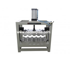 Mold press (ridge tile)